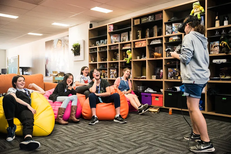 A relaxed session on beanbags