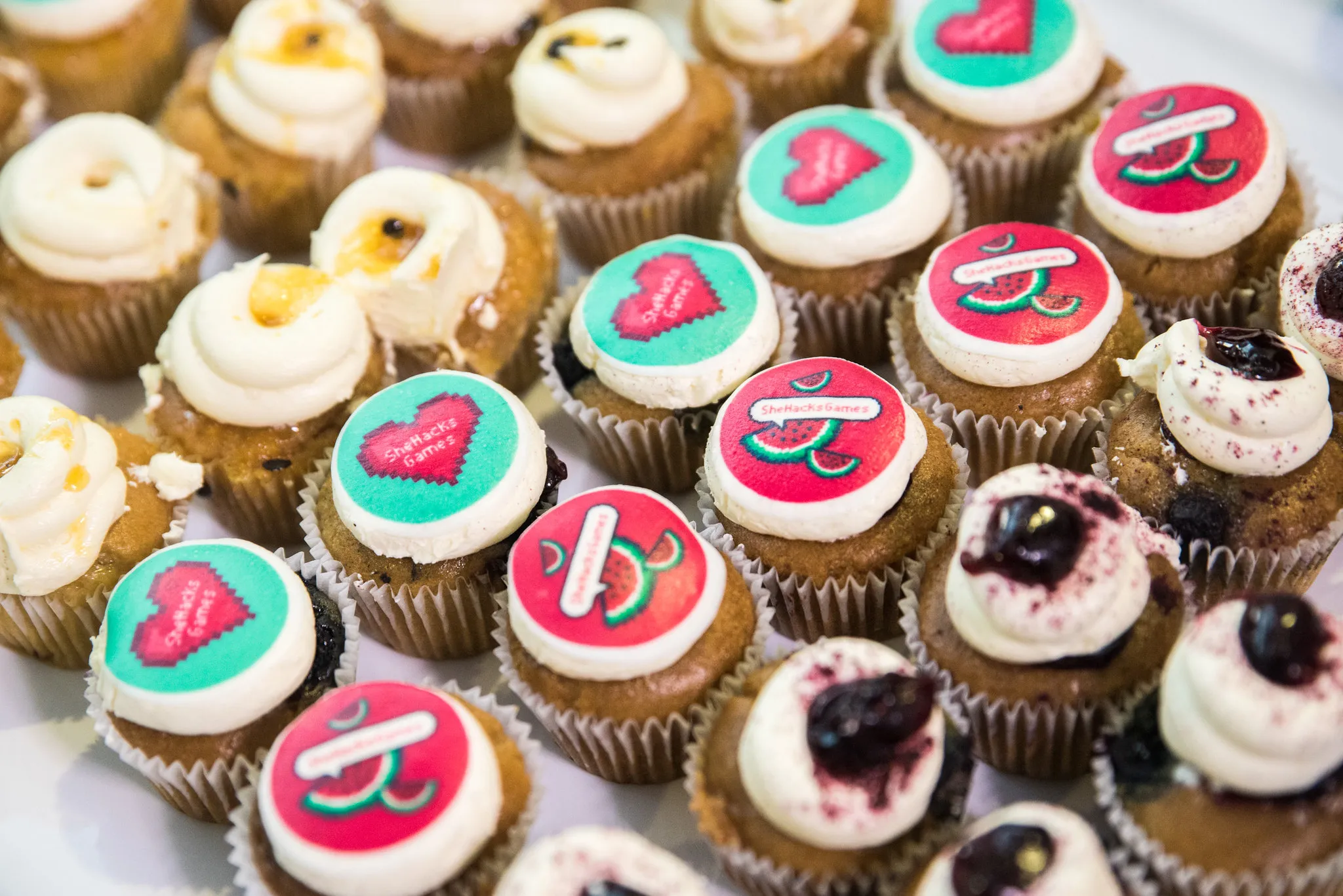 Cupcakes decorated with pixel hearts